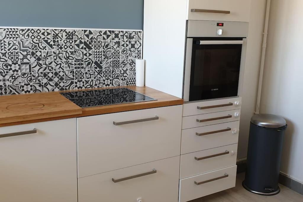 Appartement De Charme Et Familial A ก็อง ภายนอก รูปภาพ